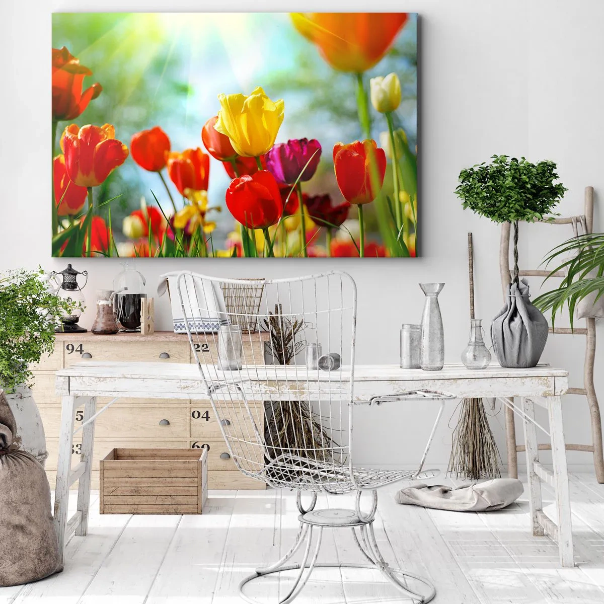 Obraz na płótnie - Kolorowe tulipany w promieniach słońca - 120x80cm - Wszystkie barwy słońca - Nowoczesna dekoracja ścienna do salonu, kuchni i sypialni ARTTOR