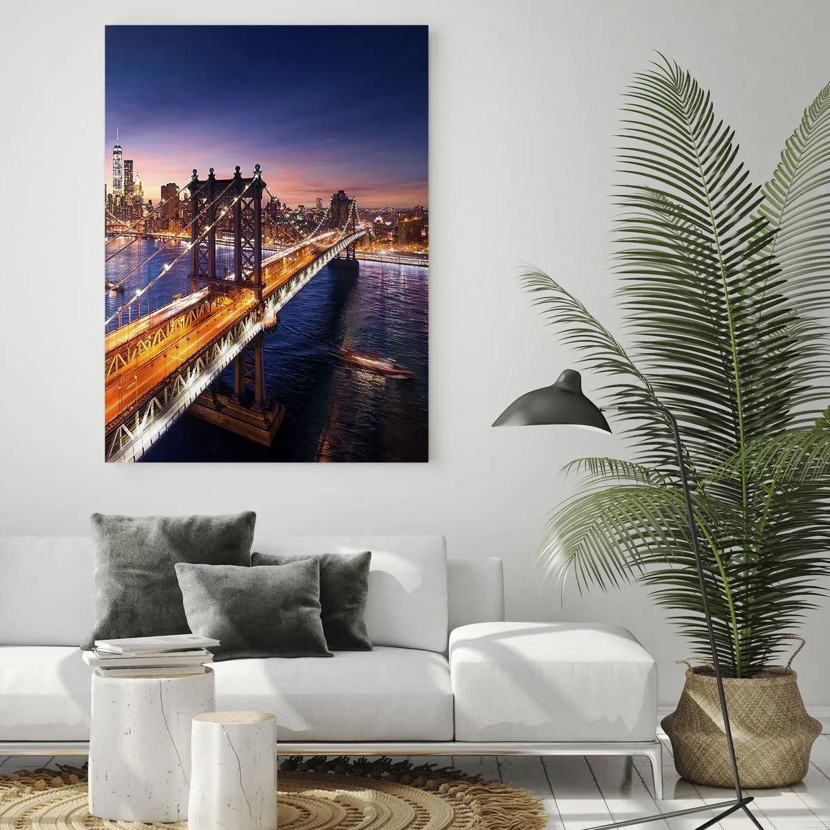 Obraz na szkle - Most na tle wieczornej panoramy miasta z rozświetlonymi wieżowcami - 50x70cm - Świetlistym mostem do serca miasta - Nowoczesna dekoracja ścienna do salonu, kuchni i sypialni ARTTOR