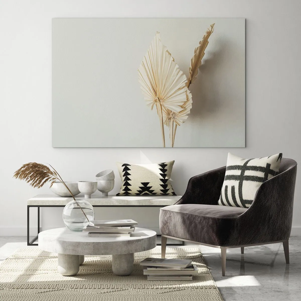 Obraz na szkle - Suszone liście palmowe w beżowej tonacji na jasnym tle - 100x70cm - Gdy potrzebne ukojenie - Nowoczesna dekoracja ścienna do salonu, kuchni i sypialni ARTTOR