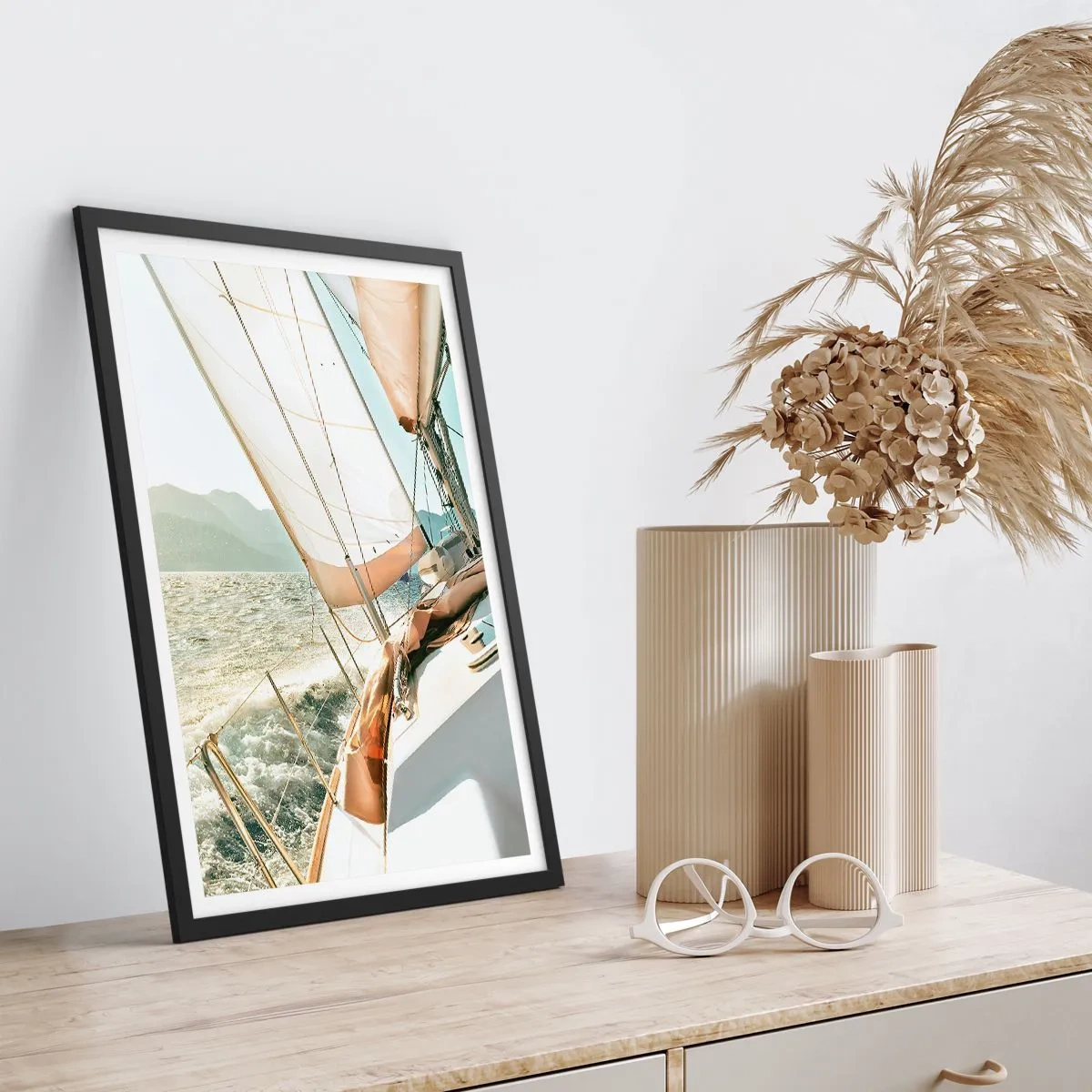 Plakat w czarnej ramie - Pod pełnymi żaglami - 30x40 cm