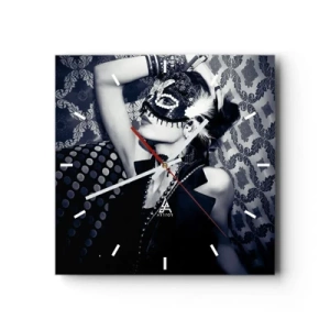 Zegar ścienny - Kobieta w masce weneckiej na tle ozdobnych wzorów - 30x30cm - Dekoracje, ozdoby, desenie... - Nowoczesna dekoracja ścienna do salonu i sypialni ARTTOR