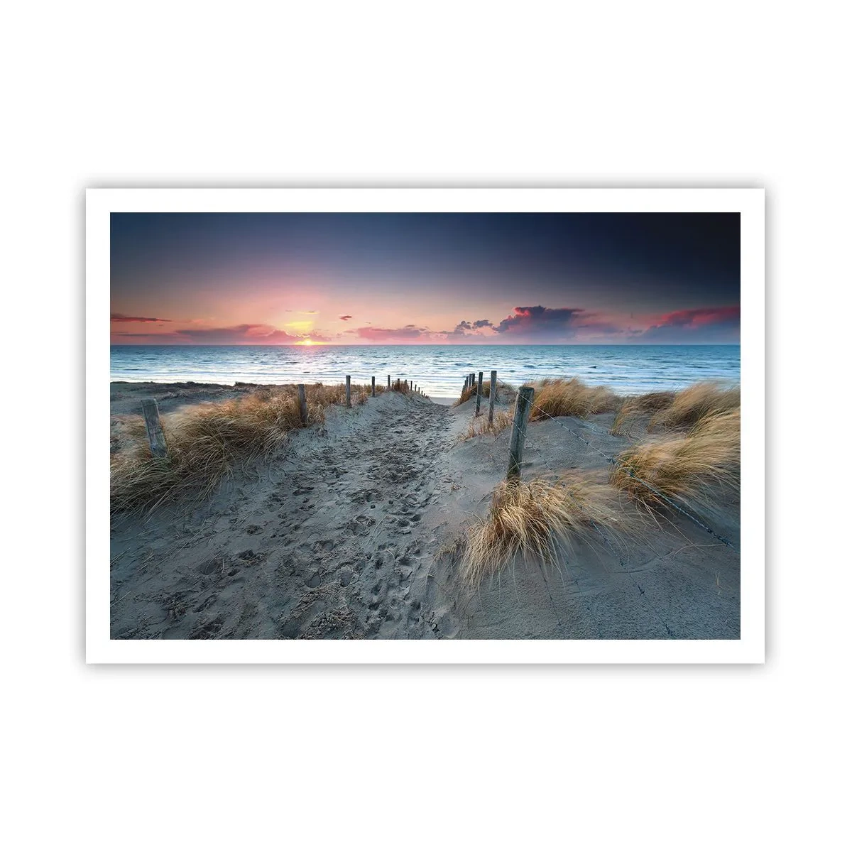 Plakat - Ścieżka prowadząca na plażę o zachodzie słońca - 100x70cm - Rozlałeś tęczę blasków promienistą… - Nowoczesna dekoracja ścienna do salonu i sypialni ARTTOR