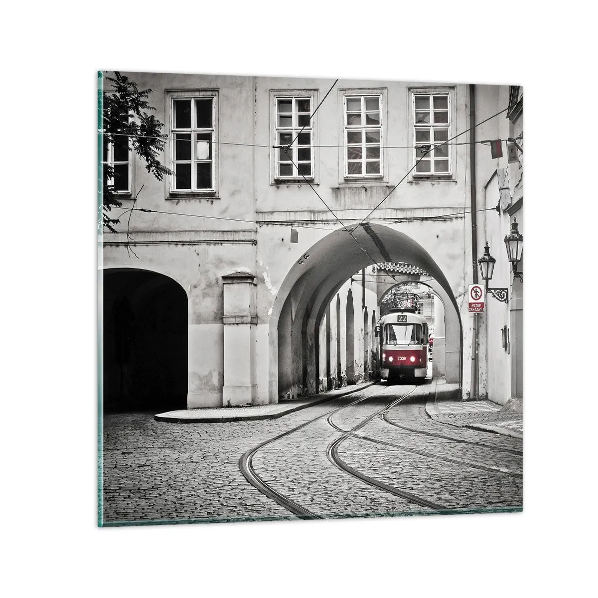 Obraz na szkle - Przez miejski labirynt - 60x60 cm