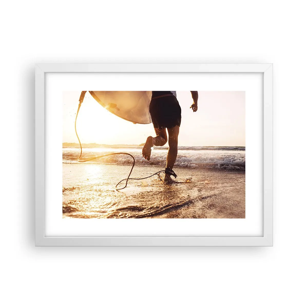 Plakat w białej ramie - Na spotkanie fali - 40x30 cm