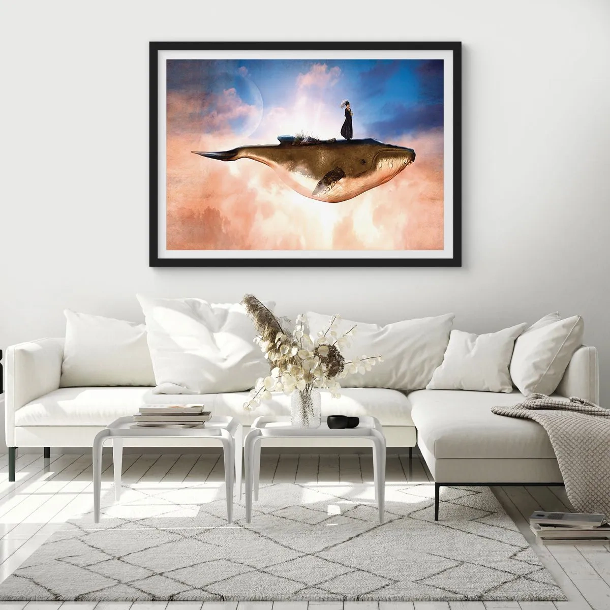 Plakat w czarnej ramie - Fantastyczna scena kobiety na wielorybie wśród chmur - 100x70cm - Nadrealna podróż - Nowoczesna dekoracja ścienna do salonu i sypialni ARTTOR