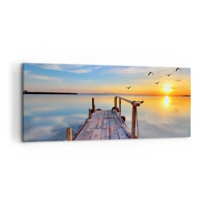 Obraz na płótnie - Drewniane molo o zachodzie słońca na spokojnym jeziorze - 120x50cm - Iść przed siebie ku słońcu - Nowoczesna dekoracja ścienna do salonu i sypialni ARTTOR