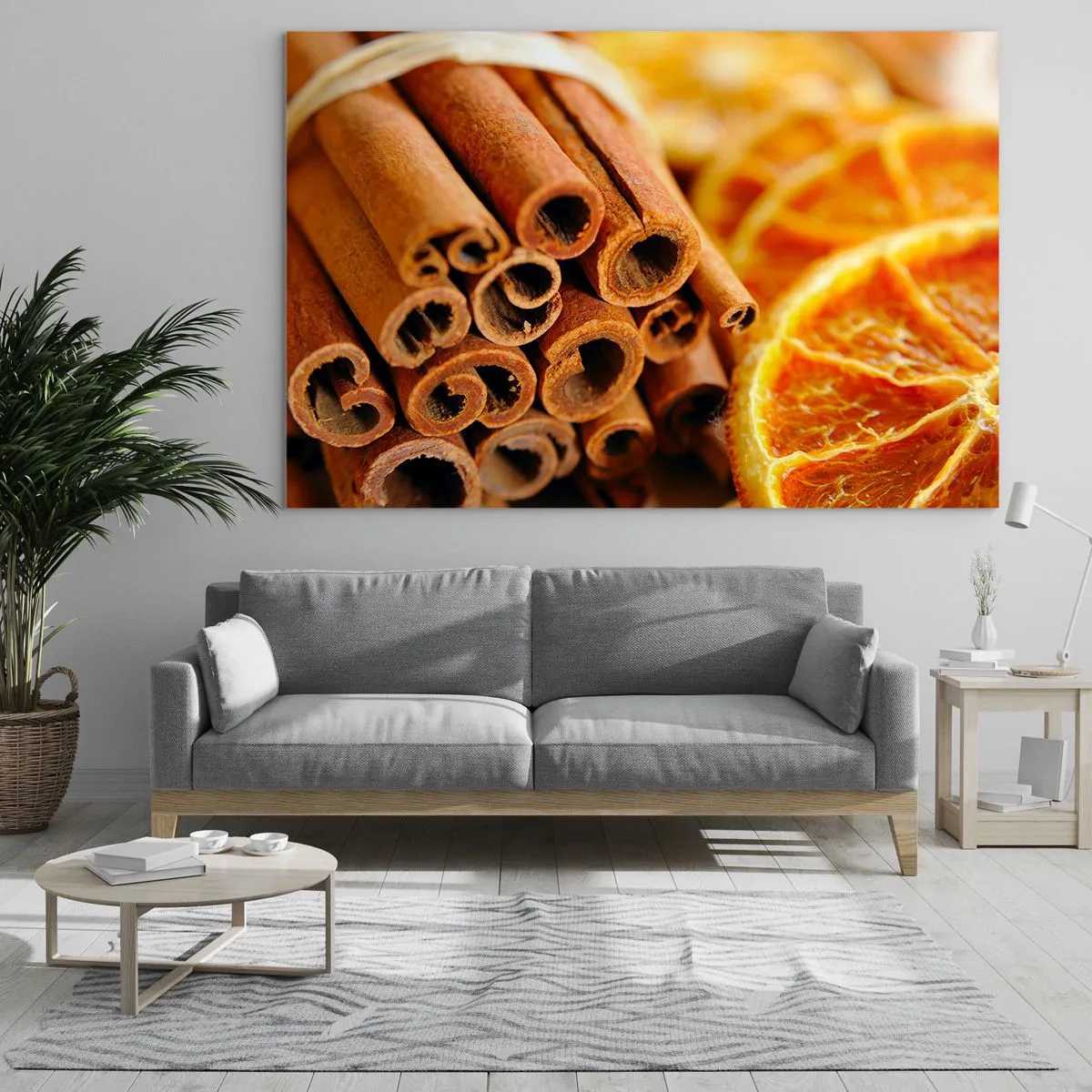 Obraz na szkle - Laski cynamonu i suszone plastry pomarańczy w zbliżeniu - 70x50cm - Czujesz ich aromat? - Nowoczesna dekoracja ścienna do salonu i sypialni ARTTOR