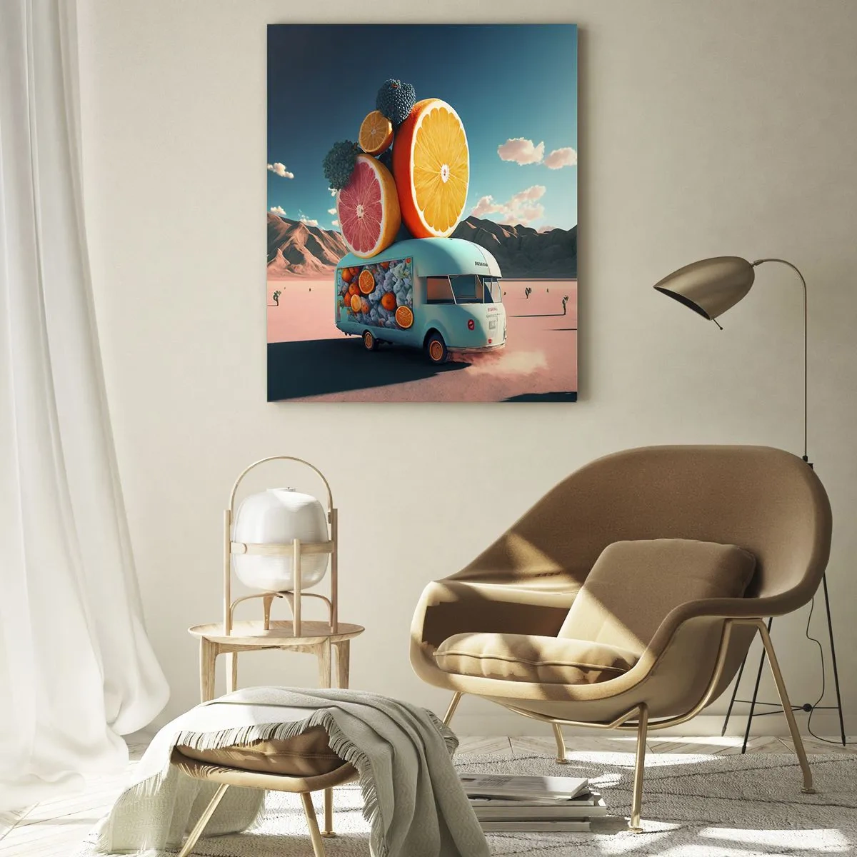 Obraz na szkle - Turkusowy kamper z owocami na tle pustynnego krajobrazu - 50x70cm - Smak wakacji - Nowoczesna dekoracja ścienna do salonu, kuchni i sypialni ARTTOR