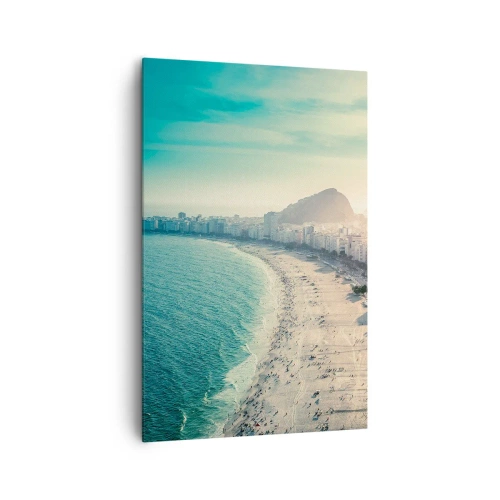 Obraz na płótnie - Panorama plaży Copacabana z górami w tle w Rio de Janeiro - 80x120cm - Wieczne wakacje w Rio - Nowoczesna dekoracja ścienna do salonu i sypialni ARTTOR