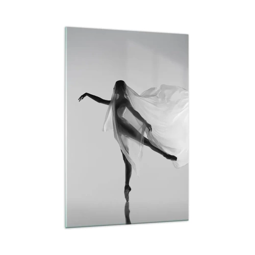 Obraz na szkle - Tancerka w eterycznej pozie z rozwianą tkaniną - 70x100cm - Lekkość i wdzięk - Nowoczesna dekoracja ścienna do salonu i sypialni ARTTOR