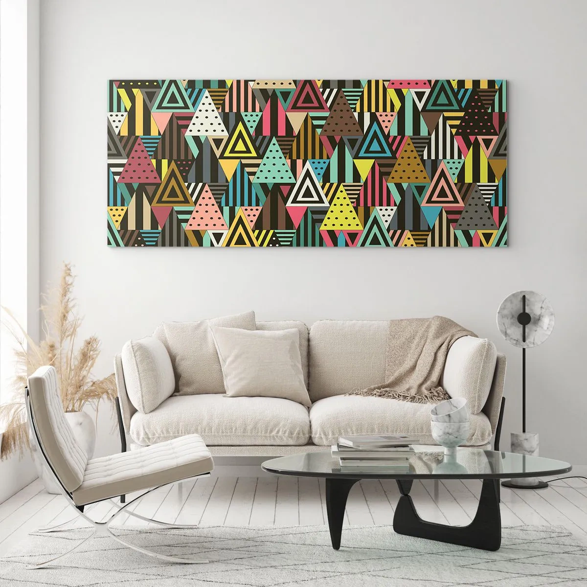 Obraz na szkle - Kolorowy wzór geometryczny z trójkątami i liniami - 140x50cm - W rytmie na trzy - Nowoczesna dekoracja ścienna do salonu i sypialni ARTTOR