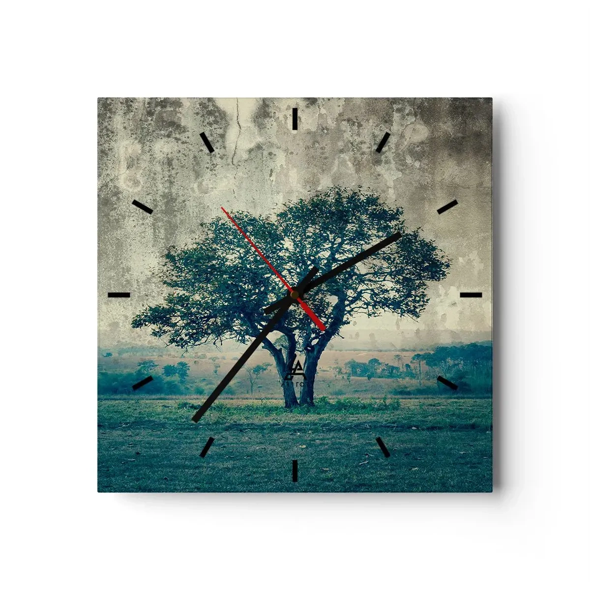 Zegar ścienny - Samotne drzewo na tle zamglonego krajobrazu - 30x30cm - Jabłoń na błękitnym błoniu? - Nowoczesna dekoracja ścienna do salonu i sypialni ARTTOR
