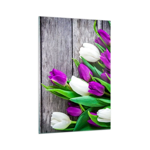 Obraz na szkle - Bukiet fioletowych i białych tulipanów na drewnianym tle - 70x100cm - W dniu wiosennego święta - Nowoczesna dekoracja ścienna do salonu i sypialni ARTTOR
