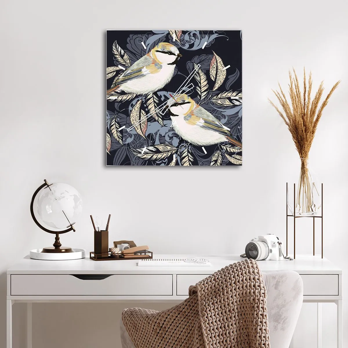 Zegar ścienny - Ptaki na gałęziach w ornamentowym tle - 30x30cm - Żółto-błękitny trel - Nowoczesna dekoracja ścienna do salonu i sypialni ARTTOR