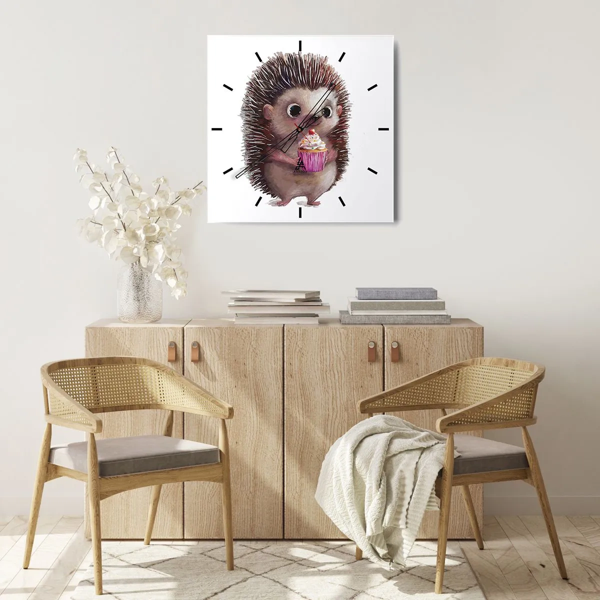 Zegar ścienny - Uroczy jeżyk z babeczką - 30x30cm - Święto jest co dzień - Nowoczesna dekoracja ścienna do salonu i sypialni ARTTOR