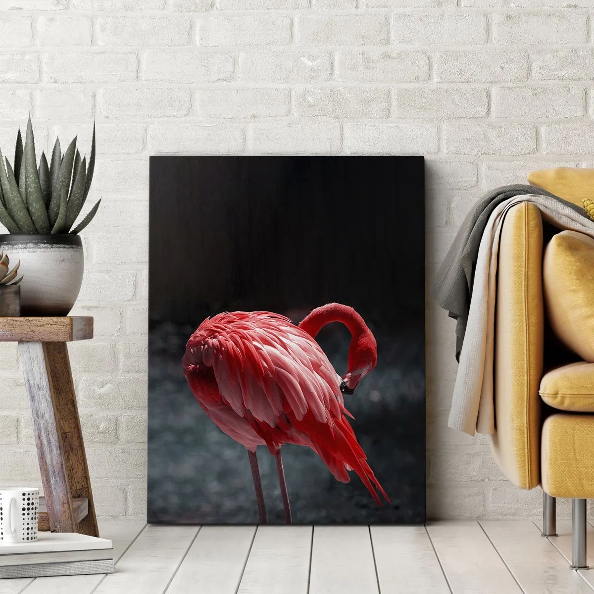 Obraz na płótnie - Różowy flaming na tle ciemnej zieleni - 70x100cm - Karmazynowy poemat natury - Nowoczesna dekoracja ścienna do salonu i sypialni ARTTOR