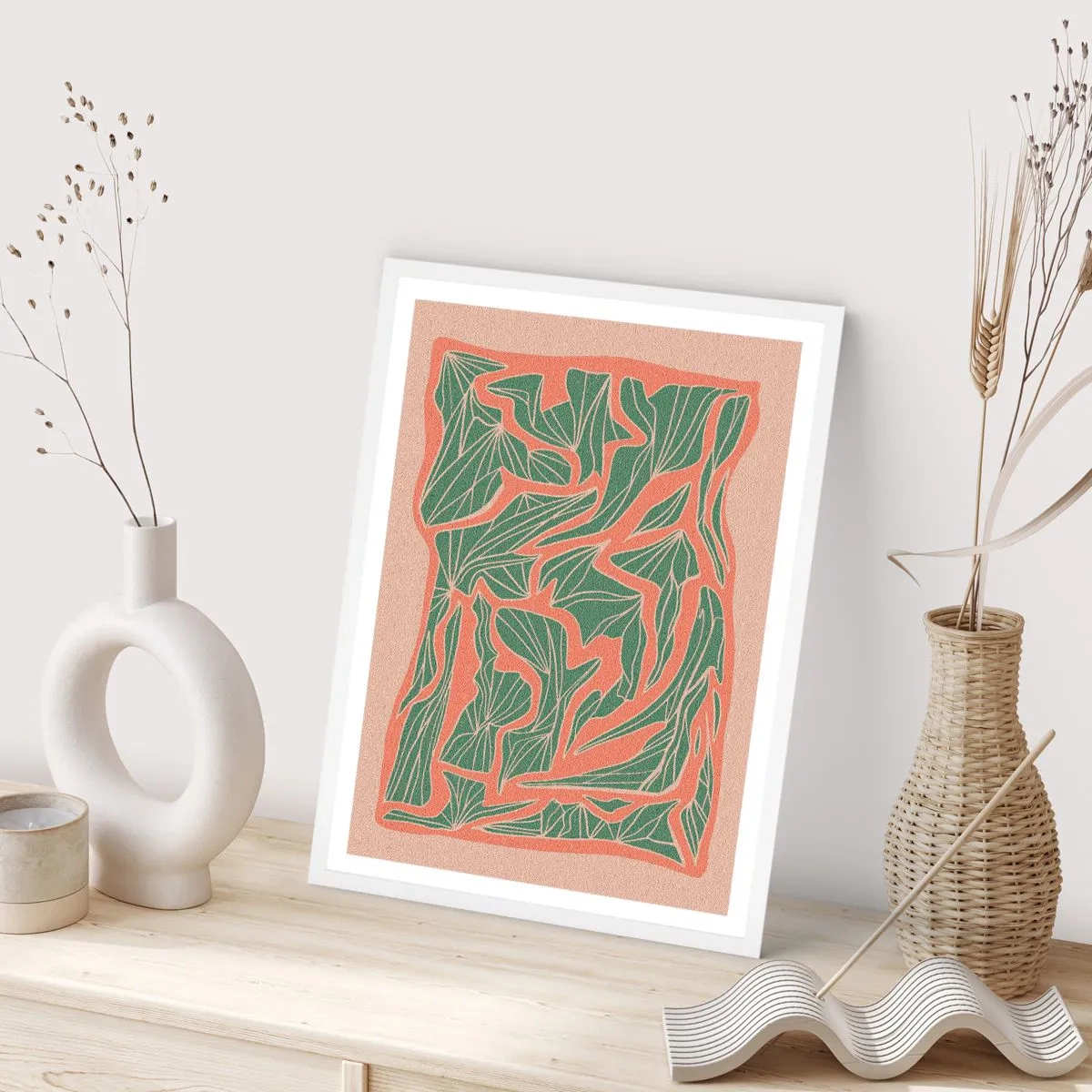 Plakat w białej ramie - Zmagania koralu i zieleni - 30x40 cm