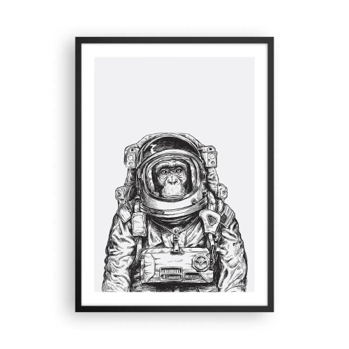 Plakat w czarnej ramie - Małpa w skafandrze kosmicznym na białym tle - 50x70cm - Alternatywna ewolucja - Nowoczesna dekoracja ścienna do salonu i sypialni ARTTOR