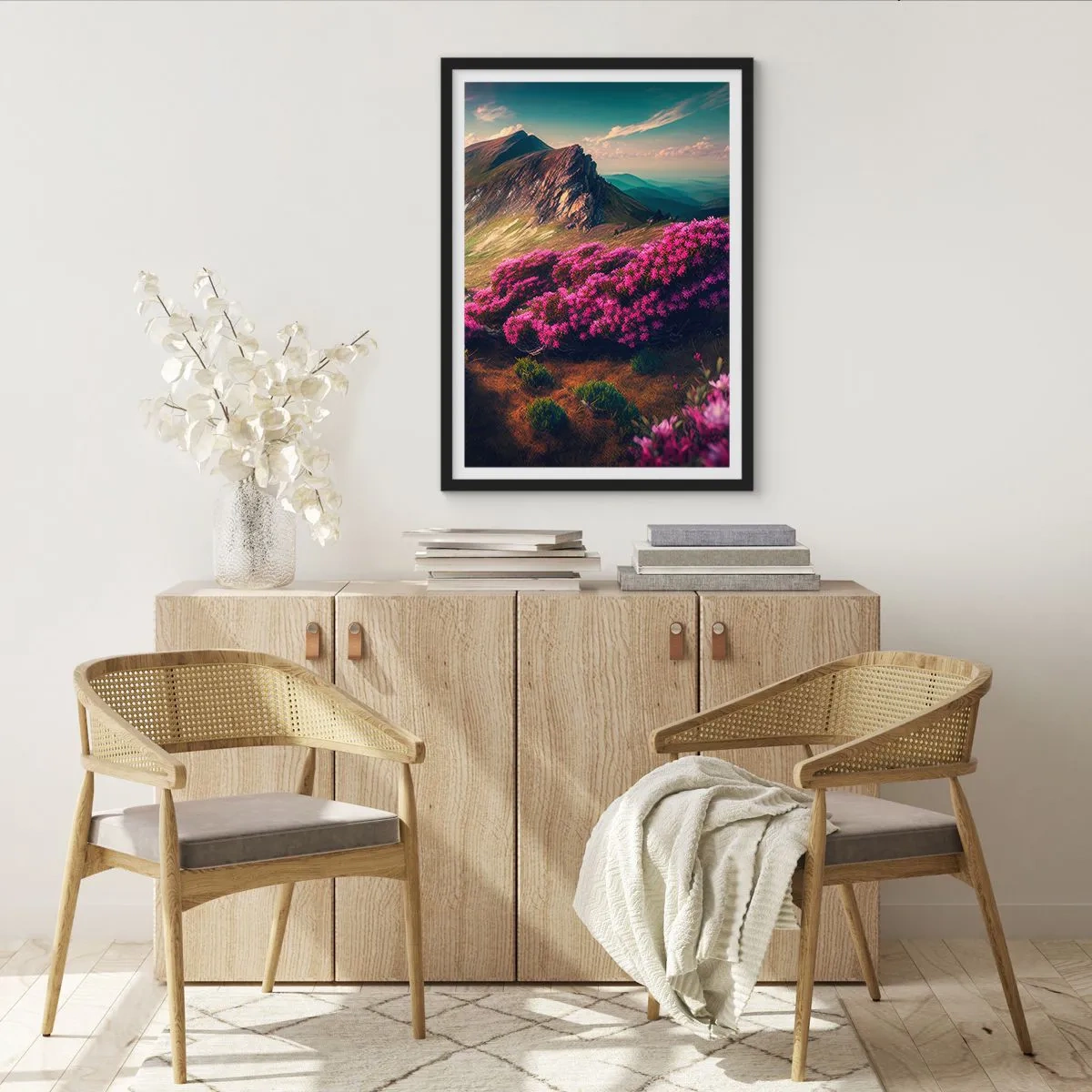 Plakat w czarnej ramie - Górski krajobraz z kwitnącymi rododendronami - 50x70cm - Lato w górach - Nowoczesna dekoracja ścienna do salonu i sypialni ARTTOR