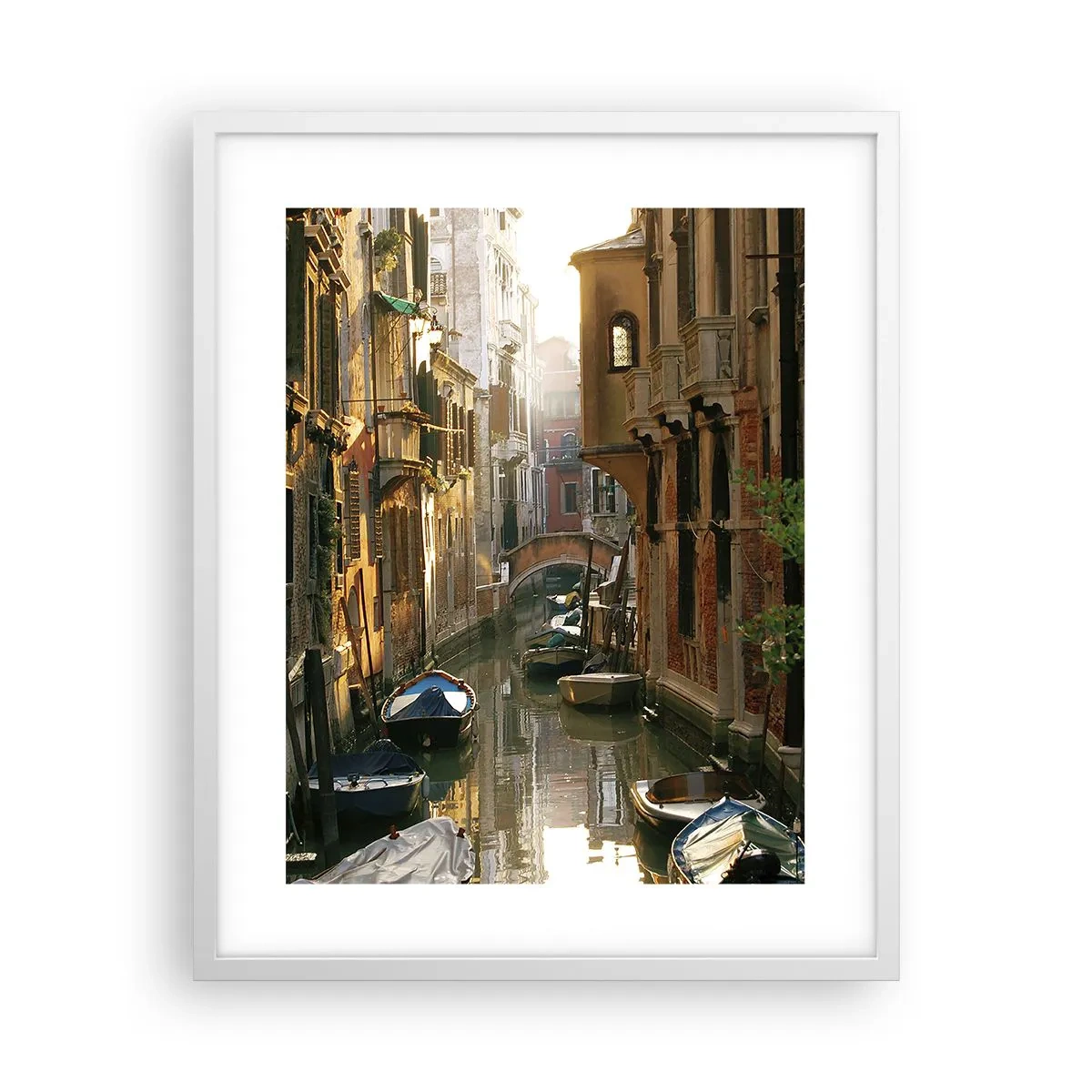 Plakat w białej ramie - W weneckim zaułku - 40x50 cm