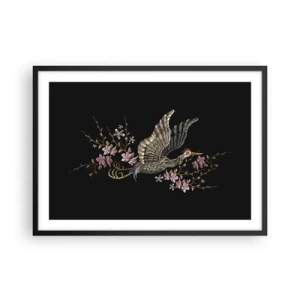 Plakat w czarnej ramie - Ptak w locie z kwiatami na czarnym tle - 70x50cm - Egzotyczny, haftowany ptak - Nowoczesna dekoracja ścienna do salonu i sypialni ARTTOR