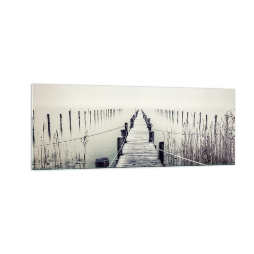 Obraz na szkle - Drewniany pomost prowadzący w mglistą przestrzeń - 140x50cm - Zanurz się w spokoju - Nowoczesna dekoracja ścienna do salonu i sypialni ARTTOR