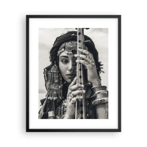 Plakat w czarnej ramie - Sama muzyka orientu - 40x50 cm