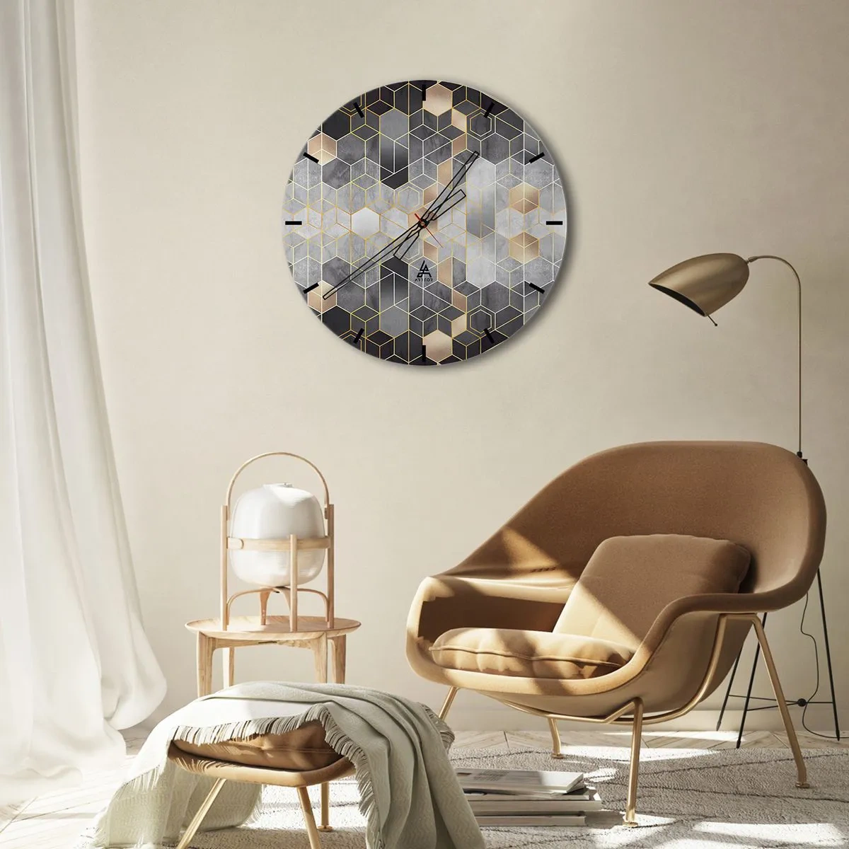 Zegar ścienny - Geometryczna mozaika w odcieniach szarości i złota - 30x30cm - Diamentowa kompozycja - Nowoczesna dekoracja ścienna do salonu, kuchni i sypialni ARTTOR