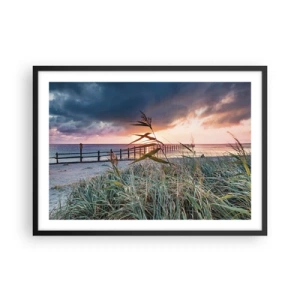 Plakat w czarnej ramie - Plaża o zachodzie słońca z trawami na pierwszym planie - 70x50cm - Nie przemija z wiatrem - Nowoczesna dekoracja ścienna do salonu i sypialni ARTTOR