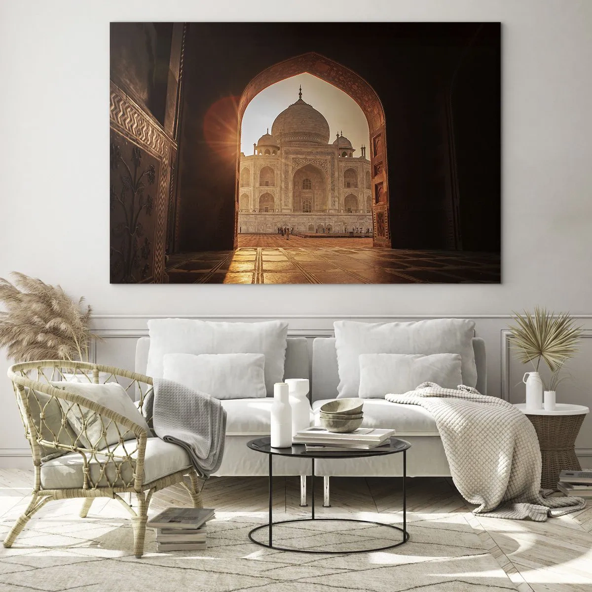 Obraz na szkle - Zachód słońca nad monumentalną budowlą widzianą przez łuk - 70x50cm - Pomnik nieziemskiej miłości - Nowoczesna dekoracja ścienna do salonu i sypialni ARTTOR