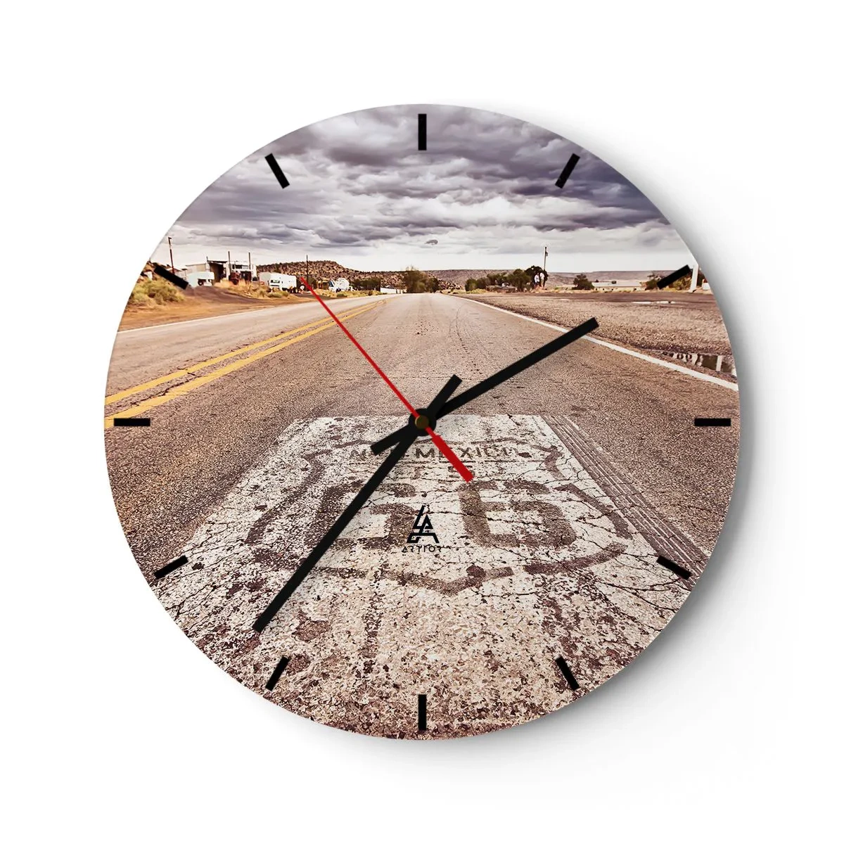 Zegar ścienny - Droga Route 66 pod pochmurnym niebem - 30x30cm - Mother Road - amerykańska legenda - Nowoczesna dekoracja ścienna do salonu, kuchni i sypialni ARTTOR