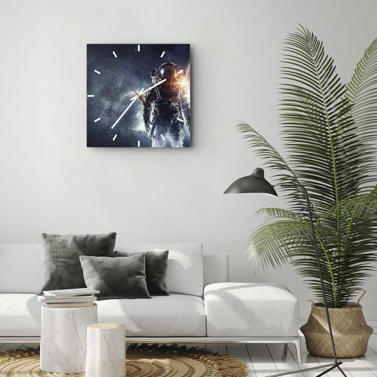 Zegar ścienny - Astronauta na tle kosmosu i planety Ziemi - 30x30cm - Kosmiczna przygoda - Nowoczesna dekoracja ścienna do salonu i sypialni ARTTOR