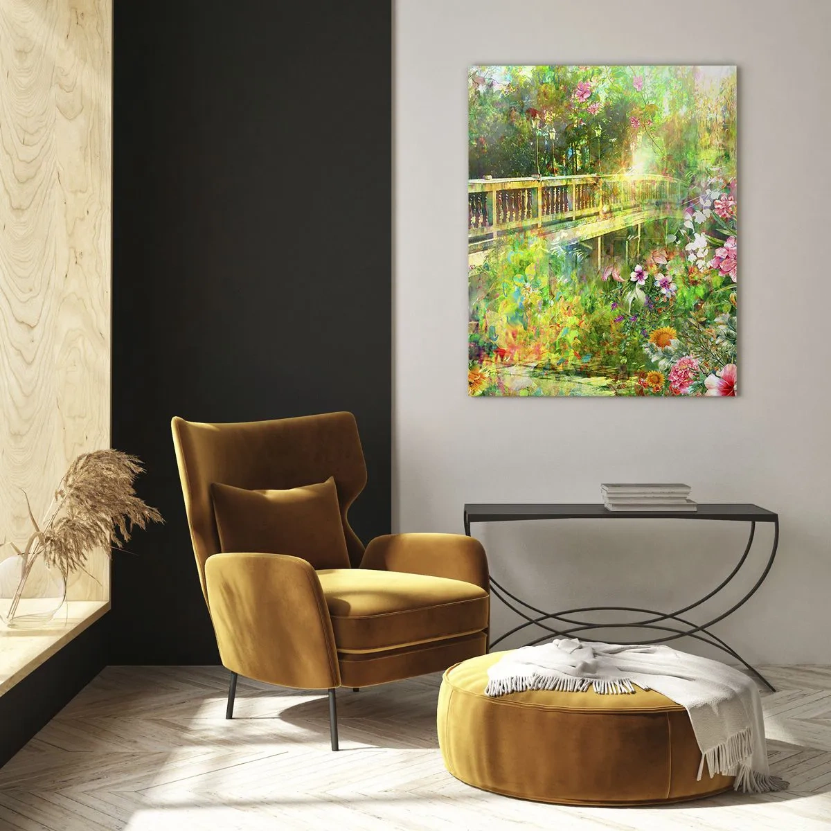 Obraz na szkle - Mostek otoczony bujną roślinnością i kolorowymi kwiatami - 50x70cm - Mostek wiosennych westchnień - Nowoczesna dekoracja ścienna do salonu, kuchni i sypialni ARTTOR
