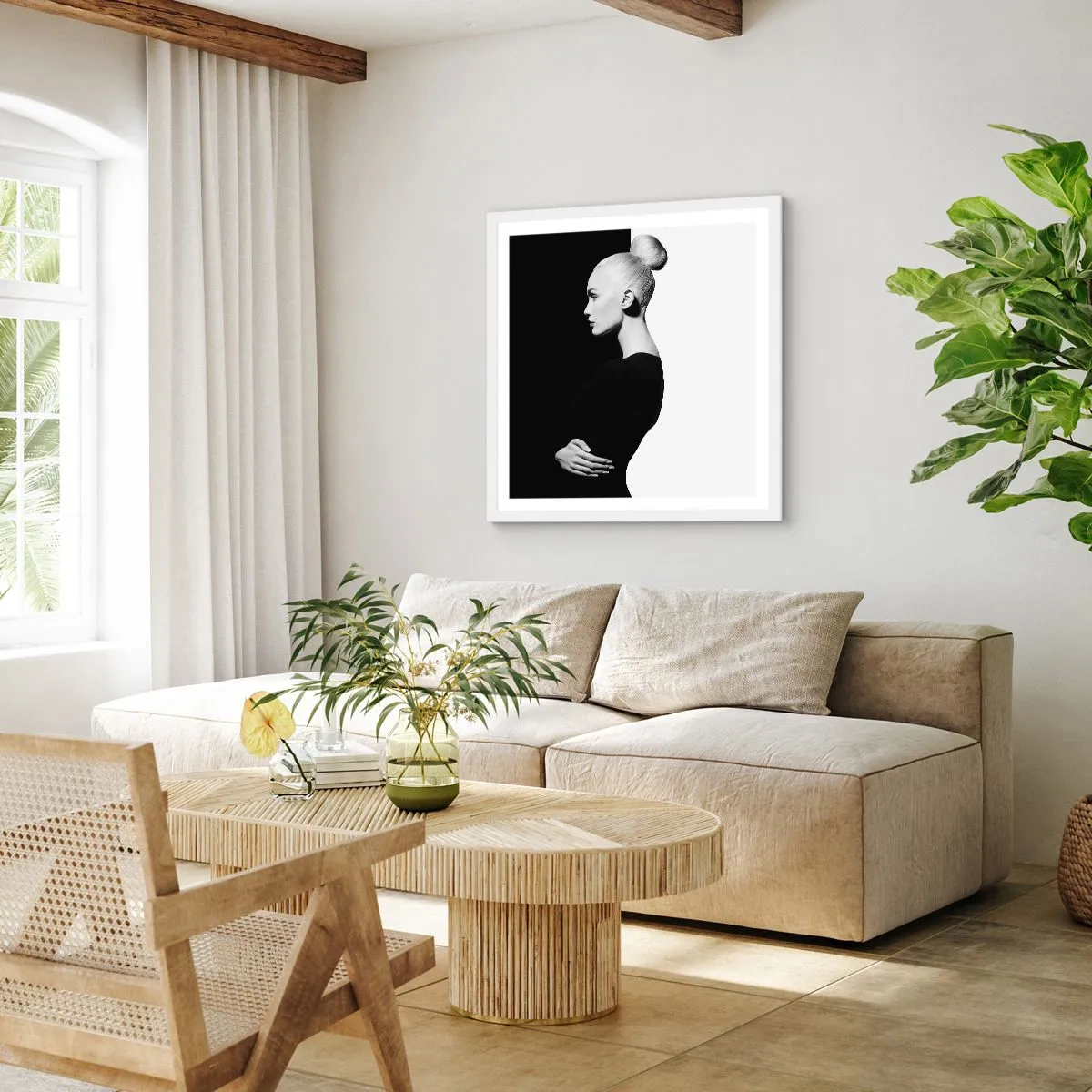 Plakat w białej ramie - Po prostu kobieta - 60x60 cm