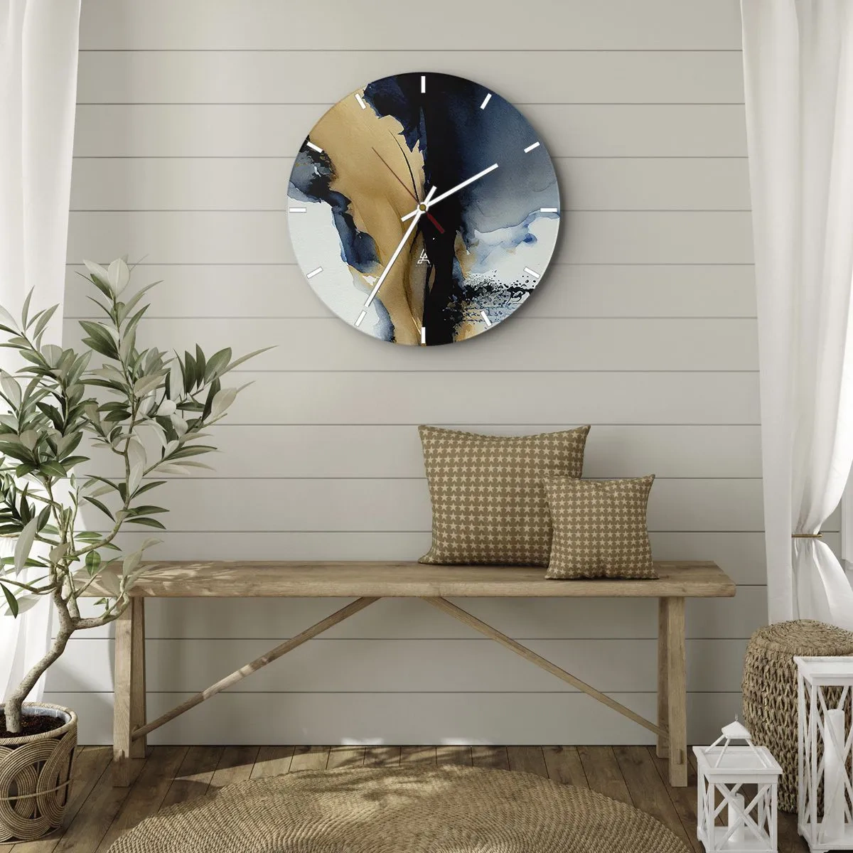 Zegar ścienny - Abstrakcyjna akwarela z kontrastem granatu i beżu - 30x30cm - Za zasłoną - Nowoczesna dekoracja ścienna do salonu, kuchni i sypialni ARTTOR