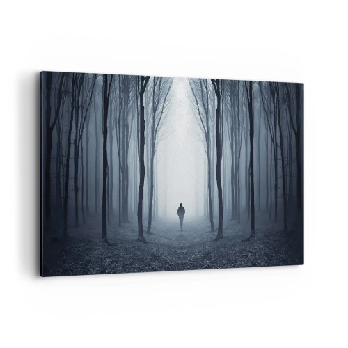 Obraz na płótnie - Postać idąca wśród drzew w zamglonym lesie - 120x80cm - I wszystko proste i jasne - Nowoczesna dekoracja ścienna do salonu, kuchni i sypialni ARTTOR