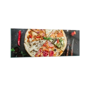 Obraz na szkle - Pizza w różnych smakach na tle z dodatkami - 140x50cm - Wachlarz smaków - Nowoczesna dekoracja ścienna do salonu i sypialni ARTTOR