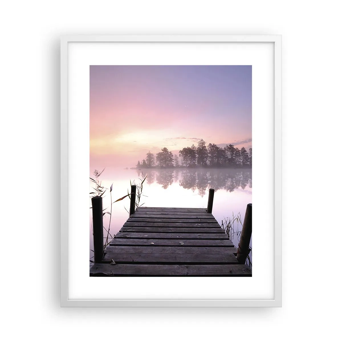 Plakat w białej ramie - Z liliowej mgły... - 40x50 cm