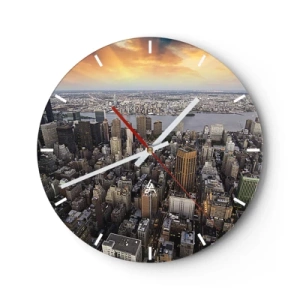 Zegar ścienny - Panorama miasta z wysokimi wieżowcami o zachodzie słońca - 30x30cm - Bijące serce naszych czasów - Nowoczesna dekoracja ścienna do salonu, kuchni i sypialni ARTTOR