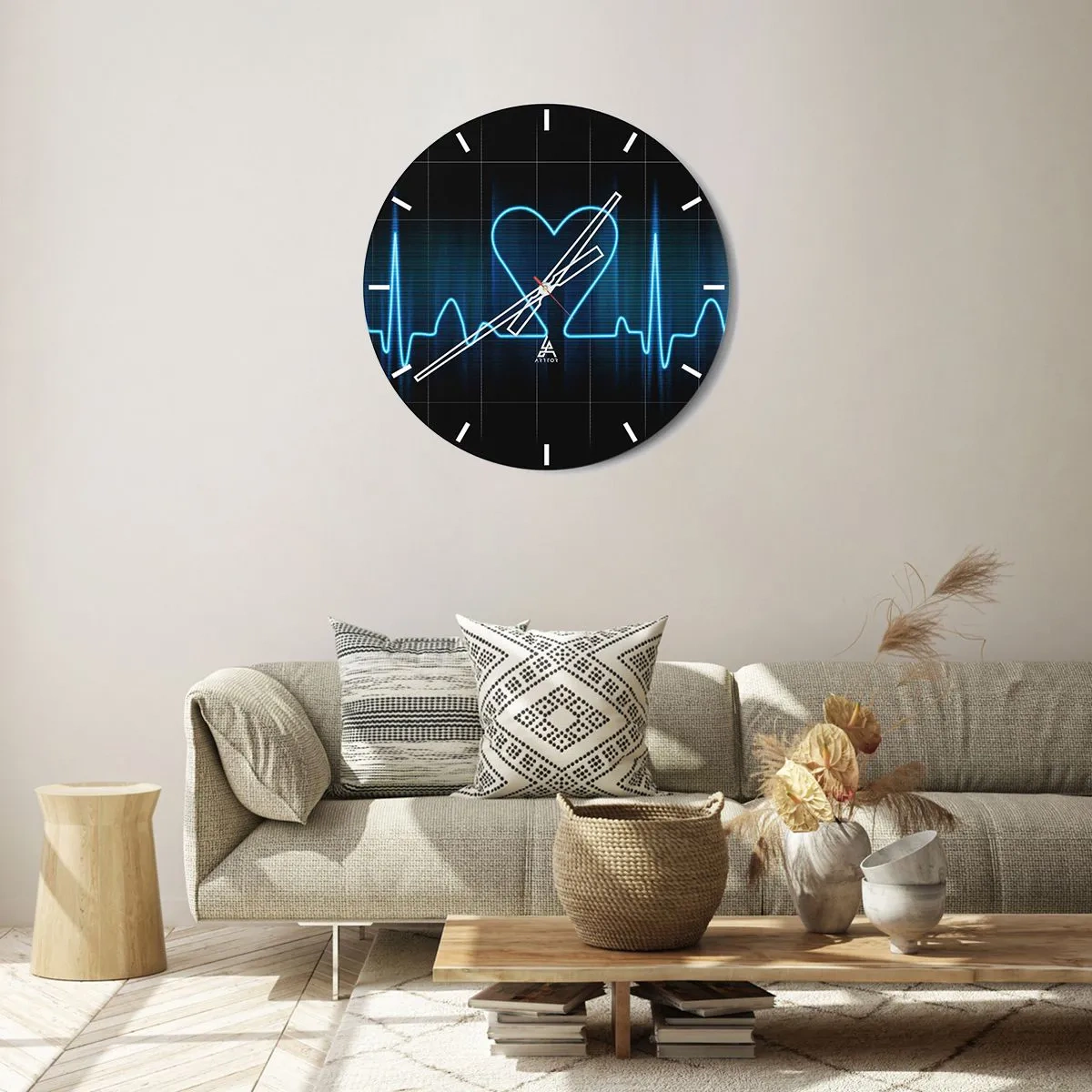 Zegar ścienny - Motyw linii EKG w kształcie serca na czarnym tle - 30x30cm - W rytmie serca - Nowoczesna dekoracja ścienna do salonu, kuchni i sypialni ARTTOR
