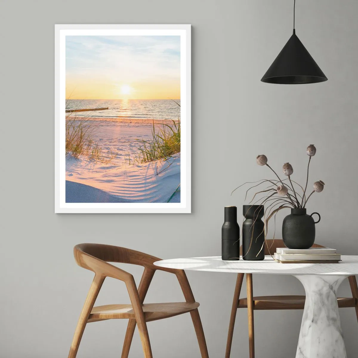 Plakat w białej ramie - Morza szum, ptaków śpiew, dzika plaża pośród traw… - 70x100 cm