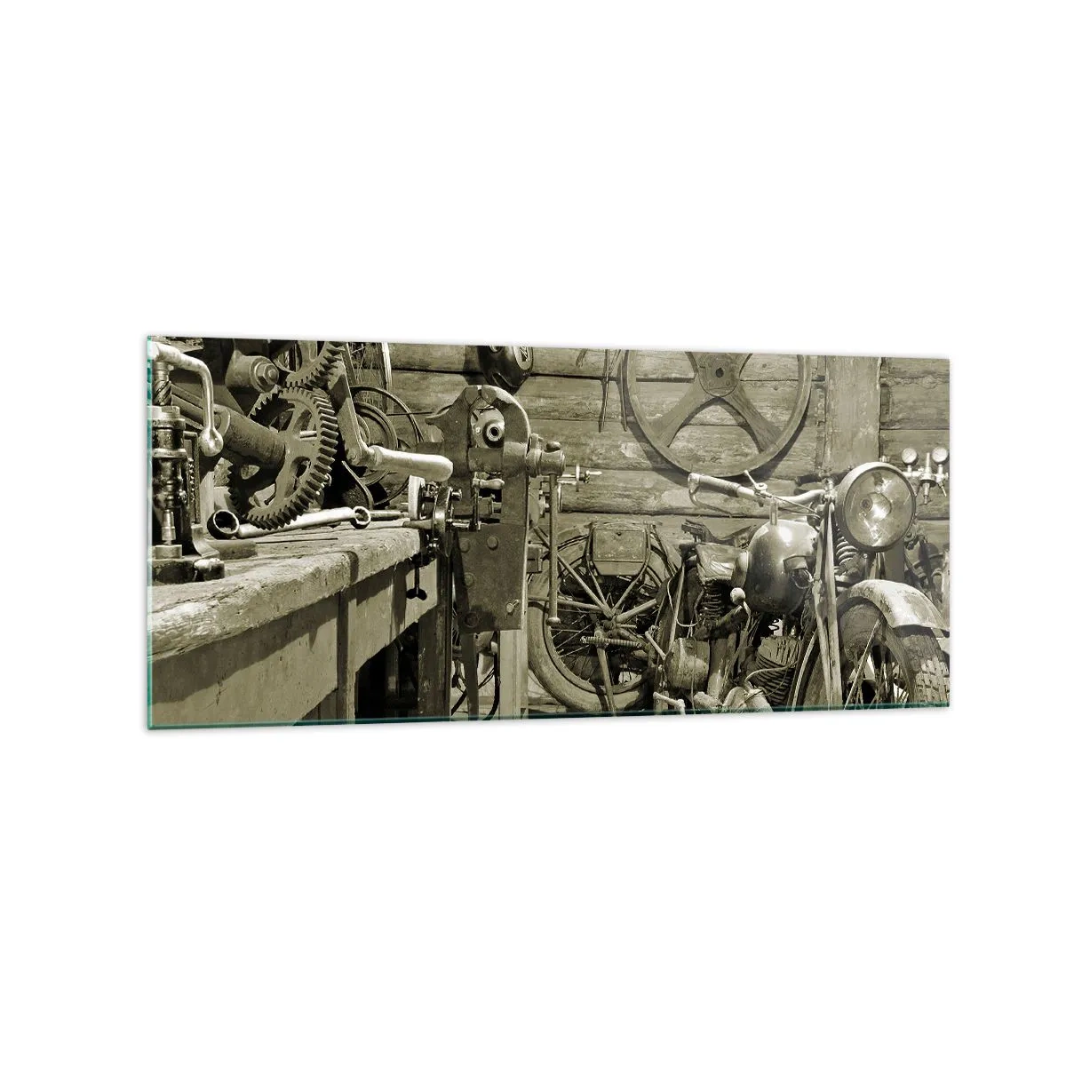 Obraz na szkle - Retro warsztat z motocyklami i narzędziami - 120x50cm - W szopie wuja Władka - Nowoczesna dekoracja ścienna do salonu i sypialni ARTTOR