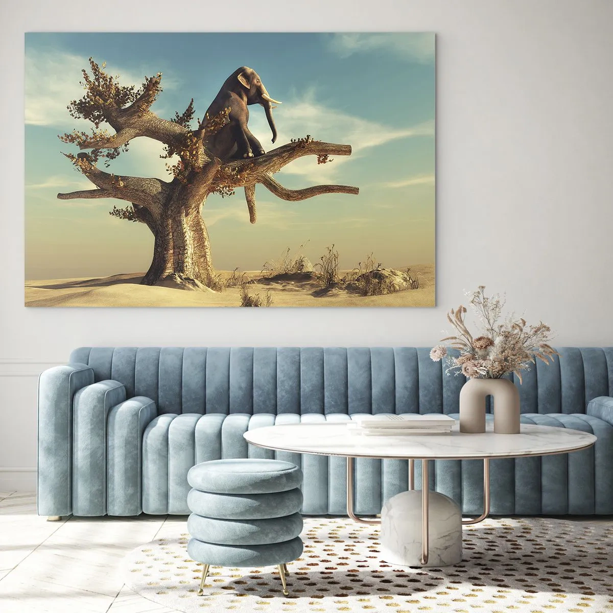 Obraz na szkle - Słoń siedzący na drzewie na pustynnym tle - 70x50cm - Nowy punkt widzenia - Nowoczesna dekoracja ścienna do salonu i sypialni ARTTOR