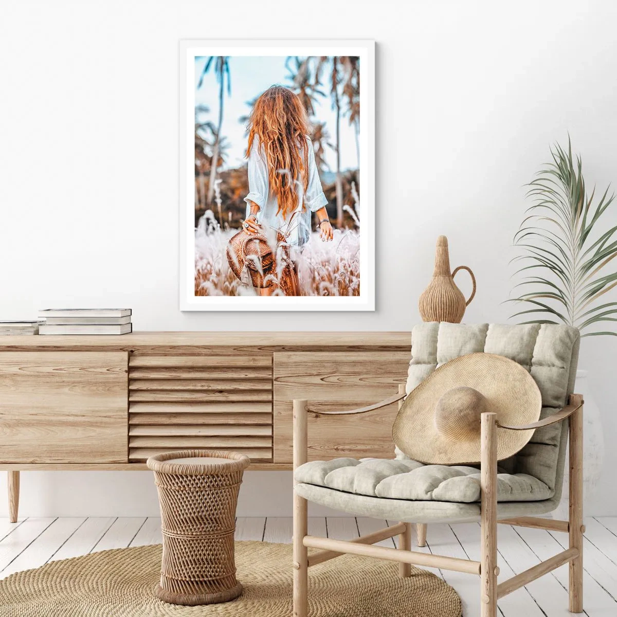 Plakat w białej ramie - Zrodzona z puchu traw - 61x91 cm