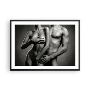 Plakat w czarnej ramie - Czarno-białe przedstawienie kobiecego i męskiego ciała w artystycznej pozie - 70x50cm - Adam i Ewa - Nowoczesna dekoracja ścienna do salonu i sypialni ARTTOR