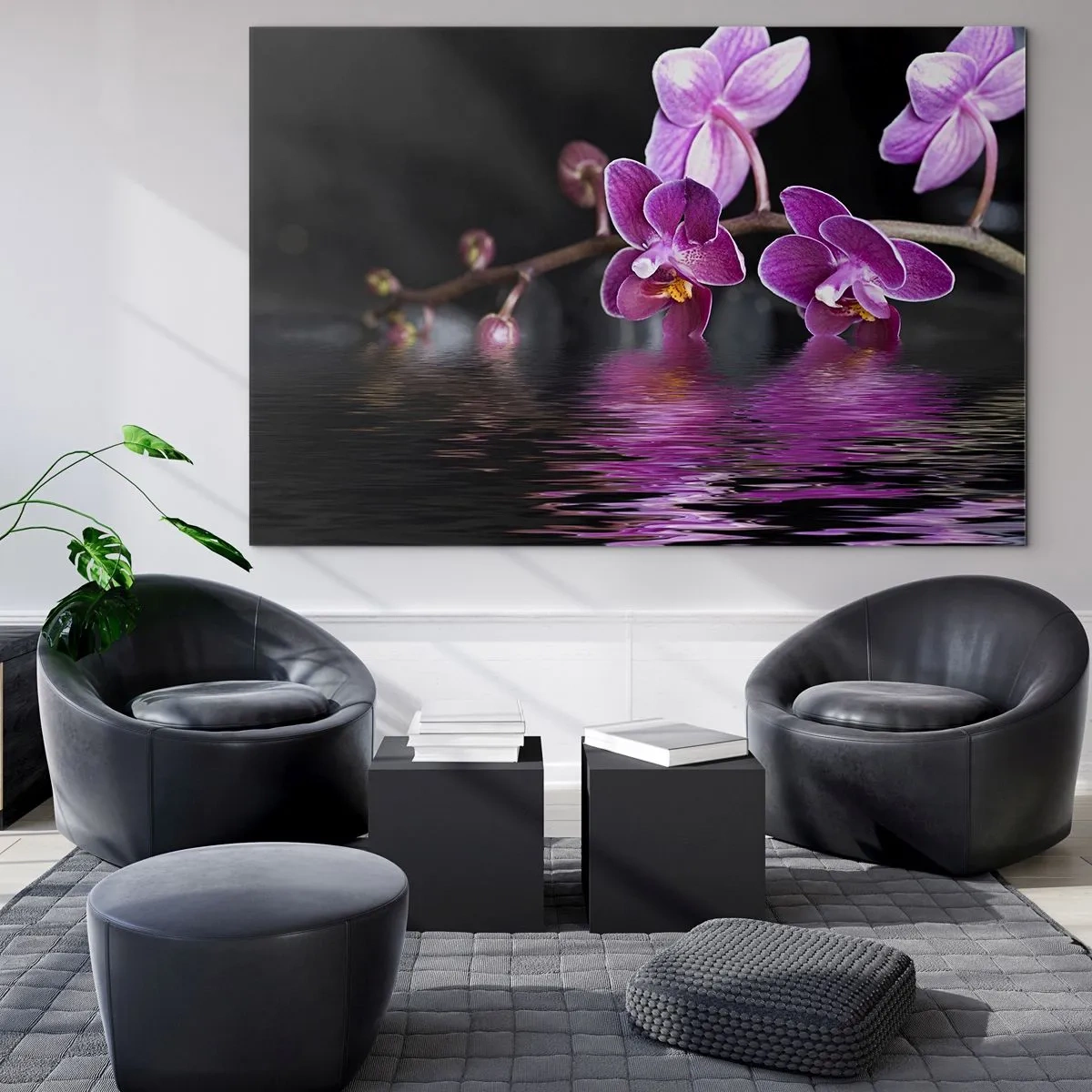 Obraz na szkle - Fioletowe orchidee odbijające się w wodzie - 100x70cm - Liliowe odbicie piękna - Nowoczesna dekoracja ścienna do salonu, kuchni i sypialni ARTTOR
