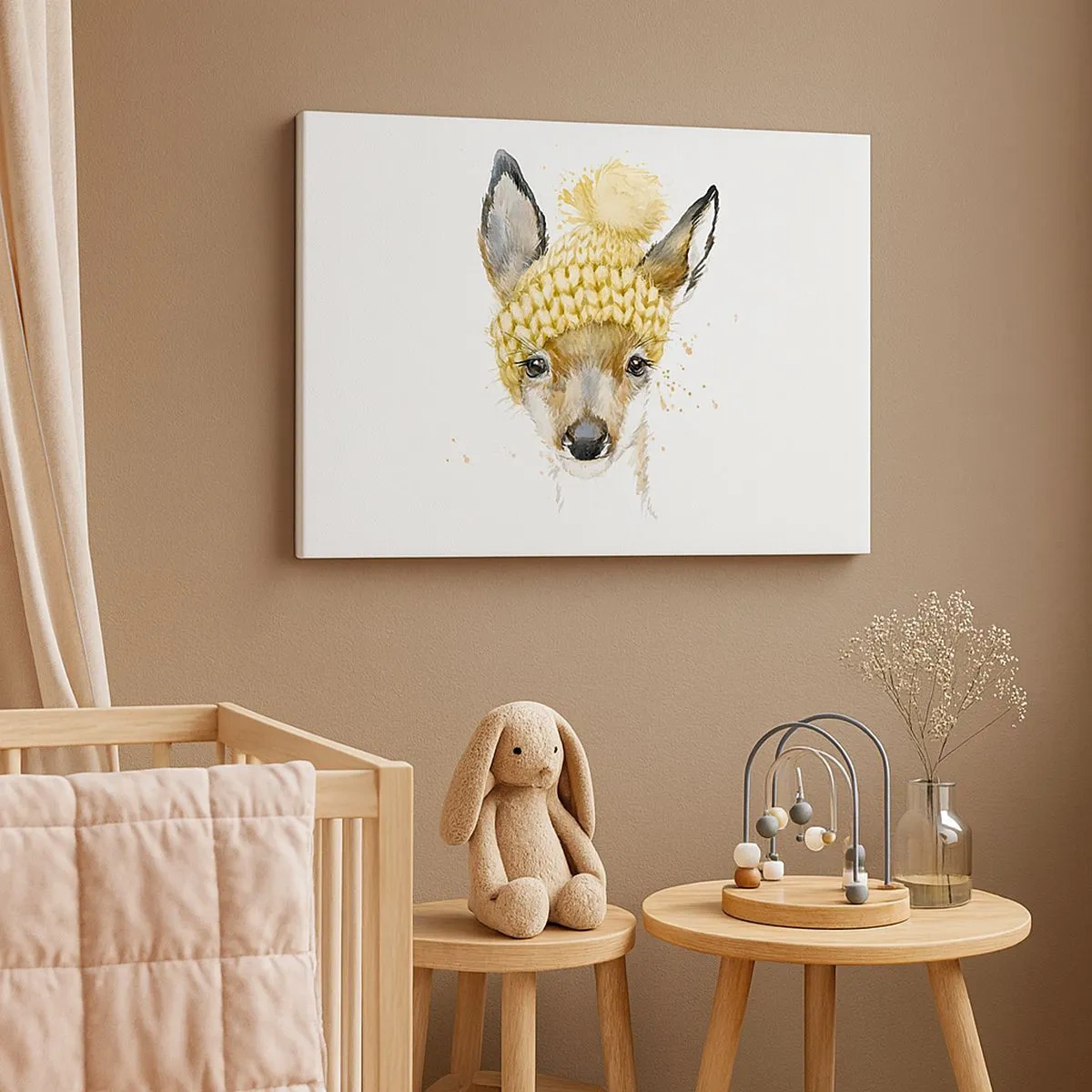 Obraz na płótnie - Akwarelowy jeleń w żółtej czapce - 70x50cm - Na zimę w śnieżnym lesie - Nowoczesna dekoracja ścienna do salonu i sypialni ARTTOR