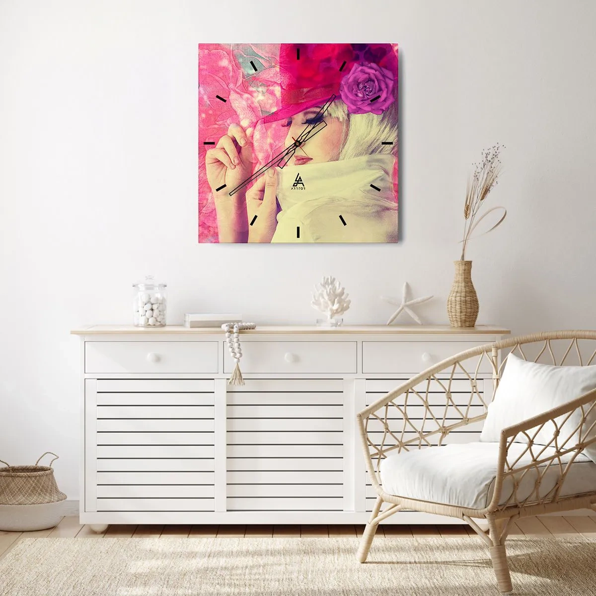 Zegar ścienny - Portret retro w oparach różu - 40x40 cm