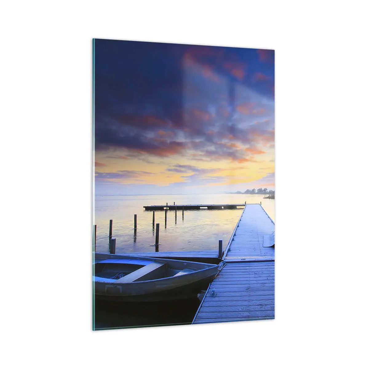 Obraz na szkle - Pomost na jeziorze o świcie w otoczeniu spokojnej natury - 50x70cm - Fioletowo-złoty spokój - Nowoczesna dekoracja ścienna do salonu, kuchni i sypialni ARTTOR