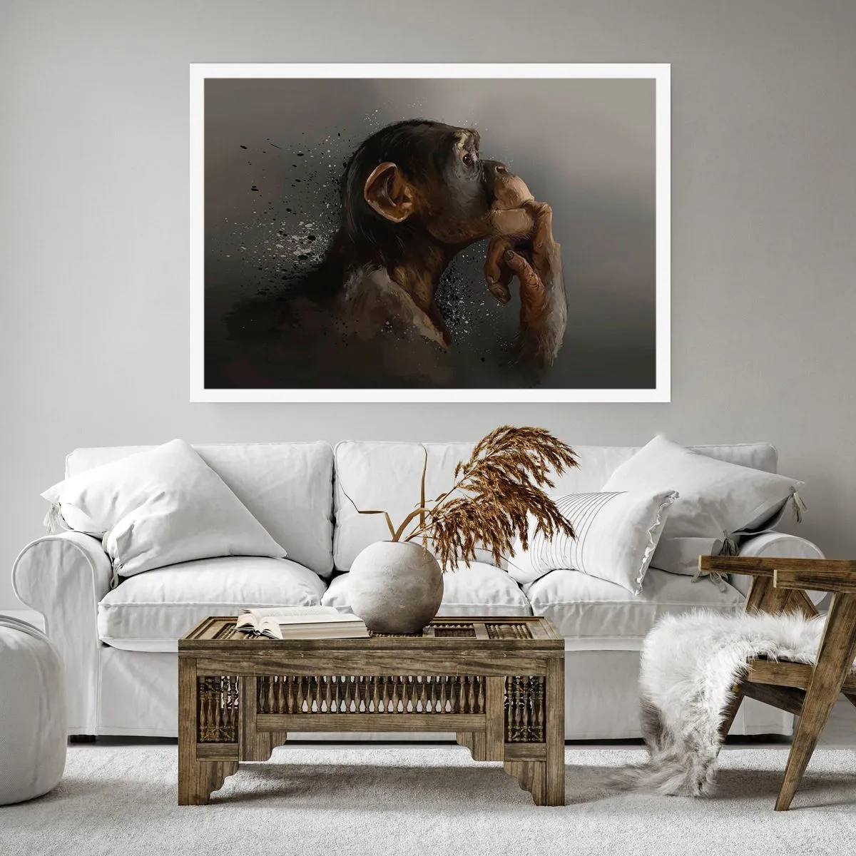 Plakat - Portret małpy w refleksyjnej pozie na szarym tle - 100x70cm - Z pewnością myśliciel - Nowoczesna dekoracja ścienna do salonu i sypialni ARTTOR